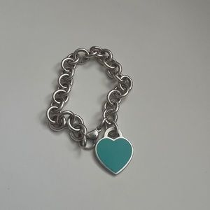 Tiffany&Co. Iconic Return to Tiffany bracelet